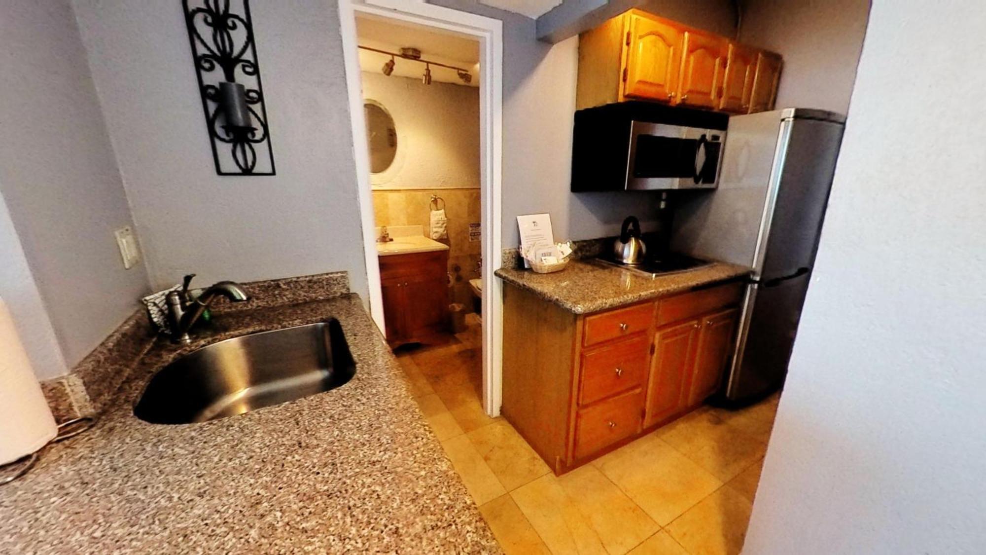 Castle 828 Oceanfront View With Balcony, Pool, Tennis, Beach Access And Free Parking! Miami Beach Exterior foto